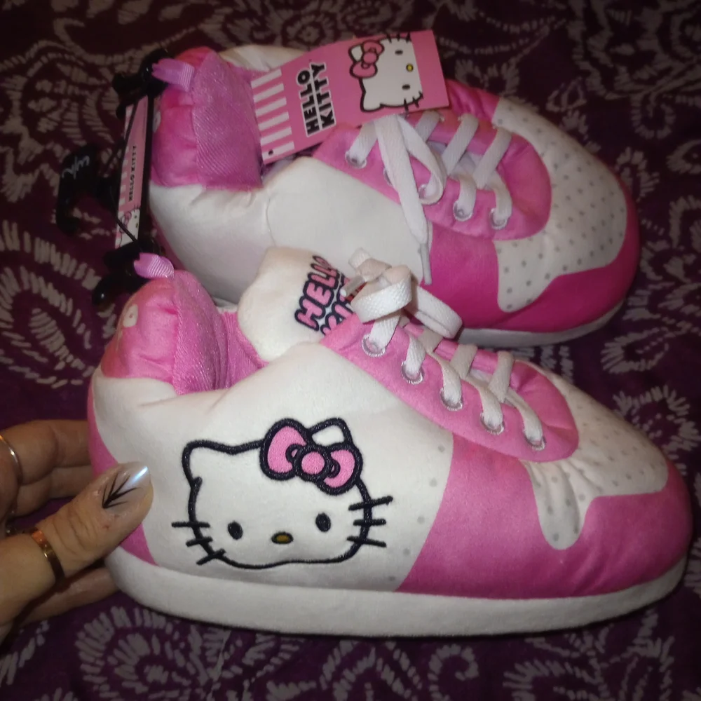 Hello Kitty Pink and White Girls Slippers